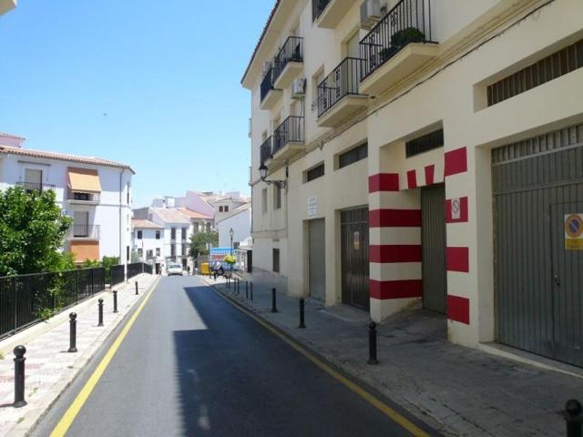 Local comercial en venta en Antequera, Avenida de la Legión photo 0