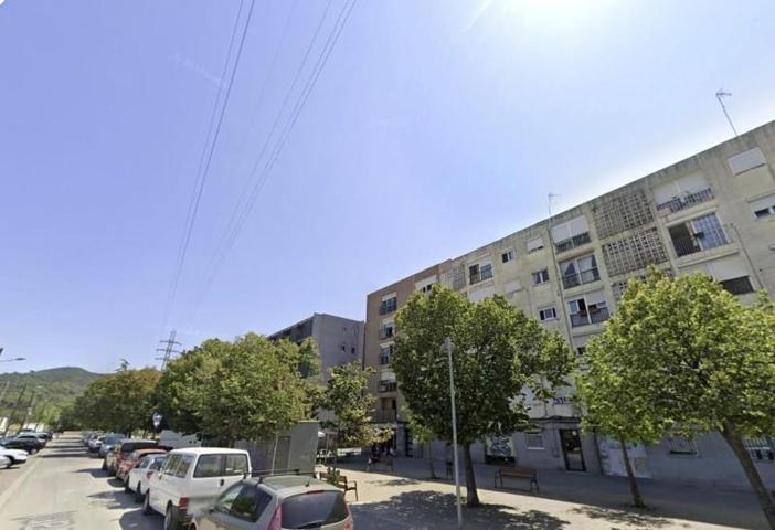 Piso en venta en Montcada i Reixac, Centro photo 0