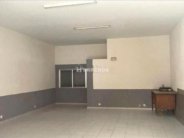 Local comercial en venta en Logroño, Centro photo 0