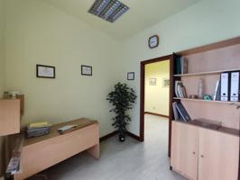 Local comercial en venta en Bilbao, Castaños photo 0