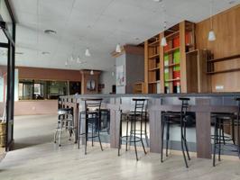 Local comercial en venta en Lugones photo 0