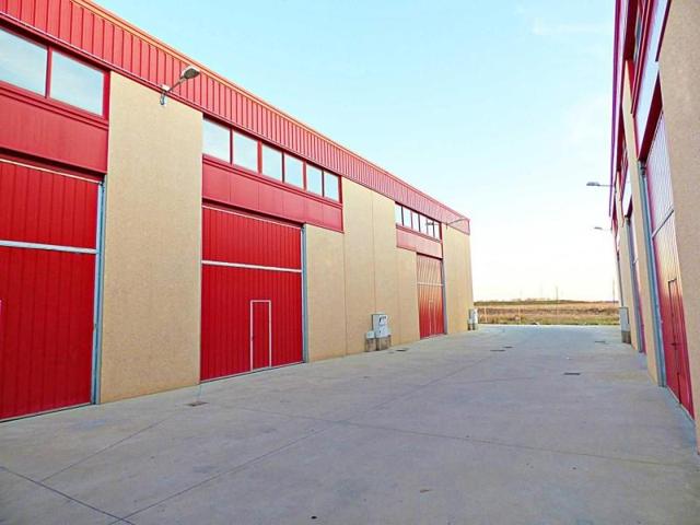 Nave industrial en venta en Noblejas, NOBLEJAS photo 0