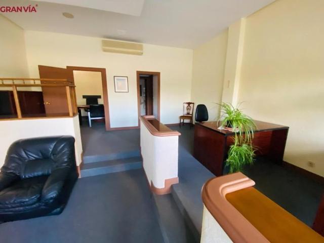 Local comercial en venta en Logroño, Avda solidaridad photo 0