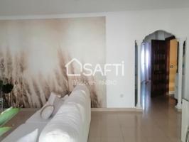 Piso en venta en Montijo photo 0