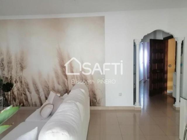 Piso en venta en Montijo photo 0