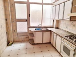 Piso en venta en Villena photo 0