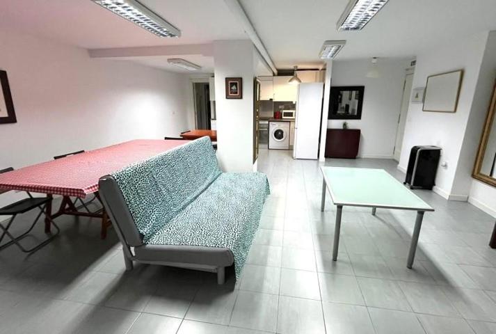 Local comercial en venta en Torrelavega, Torrelavega photo 0