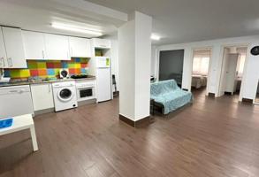 Local comercial en venta en Torrelavega, Torrelavega photo 0