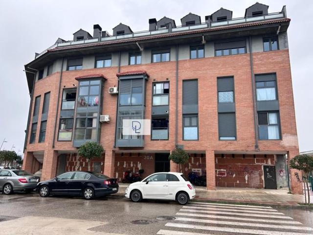 Local comercial en venta en Alovera, Alovera photo 0