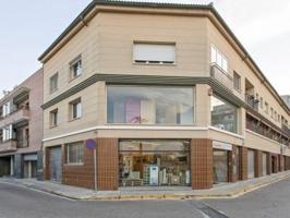 Local comercial en venta en Santa Margarida de Montbui, Barri sant maure photo 0