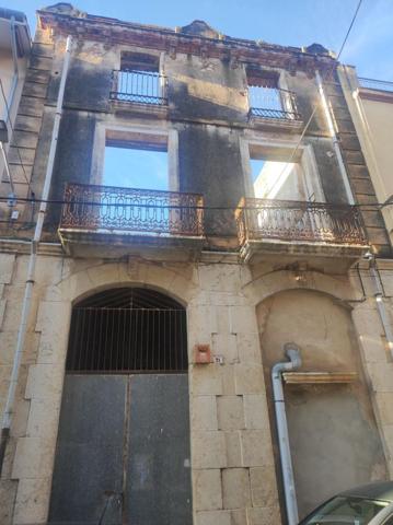 Edificio en venta en Ulldecona, Ulldecona photo 0