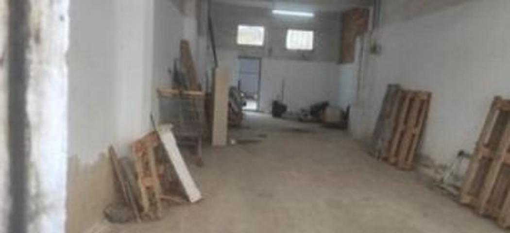 Local comercial en venta en Quart de Poblet, Zona Polideportivo photo 0