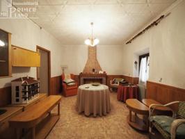 Casa en venta en Tomelloso, Calle Don Victor Peñasco photo 0