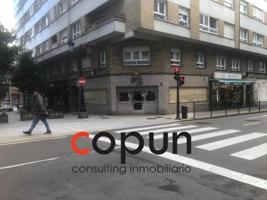 Local comercial en venta en Oviedo, Oviedo photo 0