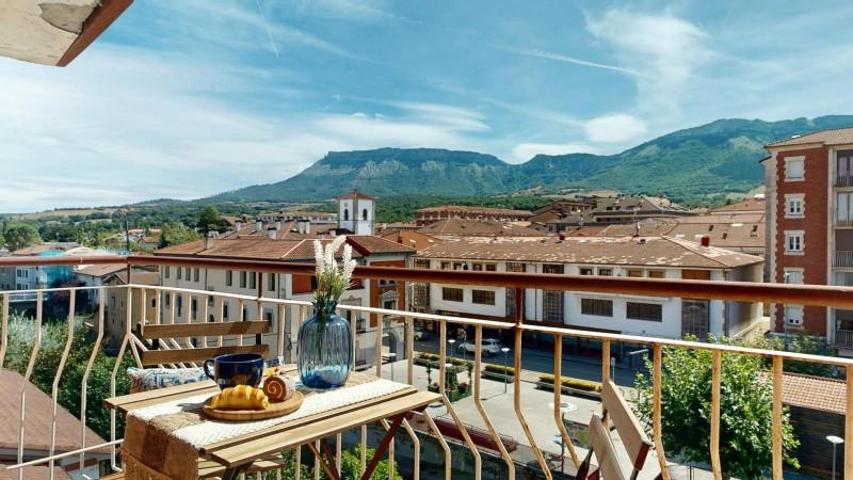 Piso en venta en Valle de Mena, Villasana de mena photo 0