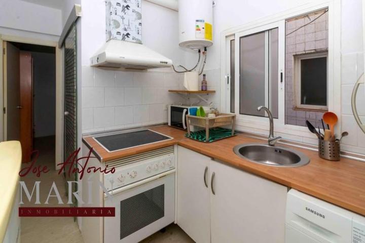 Apartamento en venta en Badajoz, Pardaleras photo 0