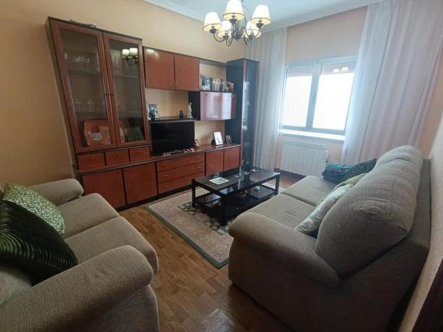 Piso en venta en Mieres, Mieres del Camino photo 0