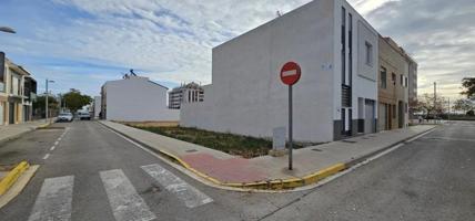 Terreno en venta en Silla, Carrer de Borriana, 46460 photo 0