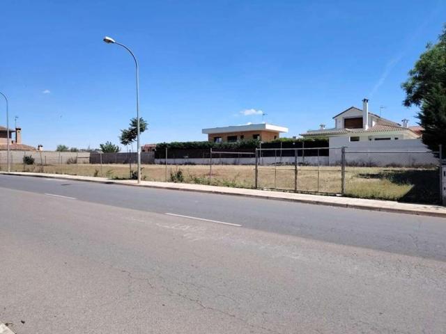Terreno en venta en Valdepeñas, Nuevo Valdepeñas photo 0