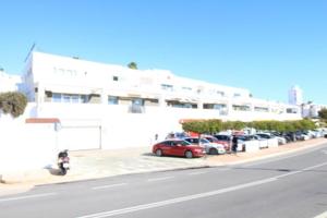 Local comercial en venta en Mojácar, Mojacar Playa photo 0