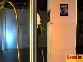 Local comercial en venta en Torrelavega photo 0