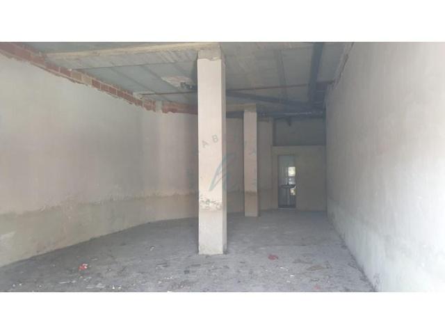 Local comercial en venta en Tavernes Blanques photo 0