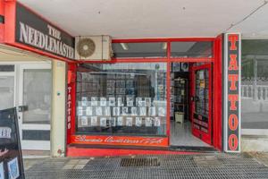 Local comercial en venta en Calvia, Magaluf photo 0
