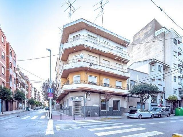 Local comercial en venta en Yecla, Centro photo 0