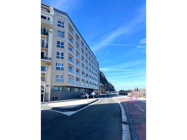 Garaje en venta en Donostia-San Sebastián photo 0