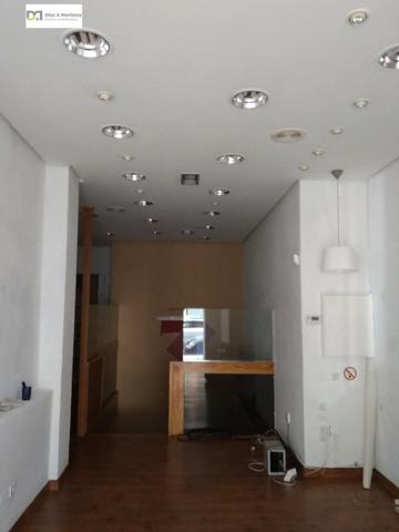 Local comercial en venta en León, Centro photo 0