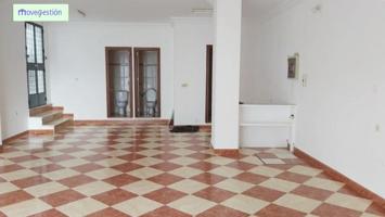 Local comercial en venta en Ubrique, LIAN CHAMPÓ photo 0