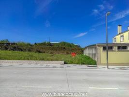 Terreno en venta en Carballo, Barrio de las flores photo 0