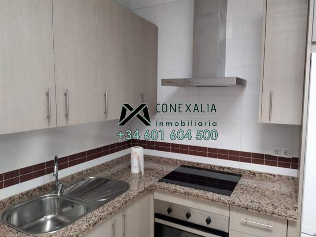 Piso en venta en Olvera, Olvera photo 0