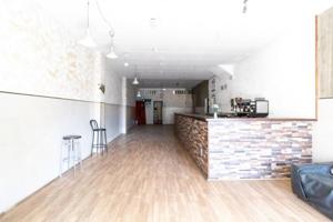 Local comercial en venta en Mataró, Cerdanyola photo 0