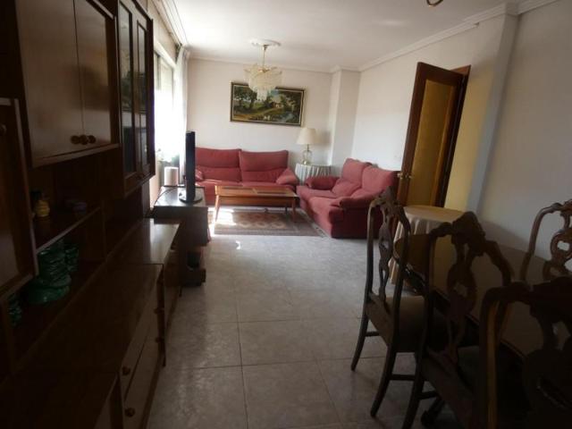 Piso en venta en Villamuriel de Cerrato, Los olmillos photo 0
