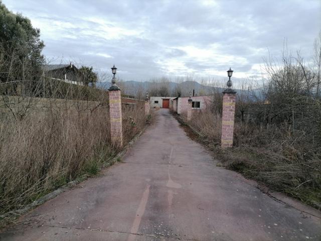 Terreno en venta en Carracedelo, LeÓn - carracedelo photo 0