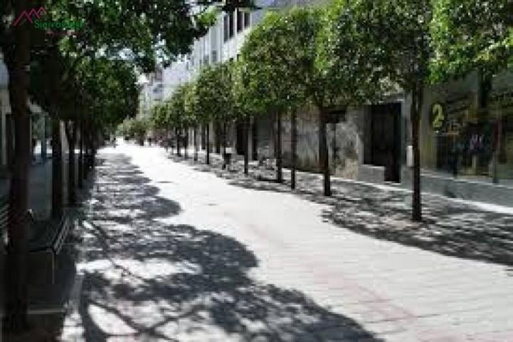 Local comercial en venta en Ubrique, Centro photo 0