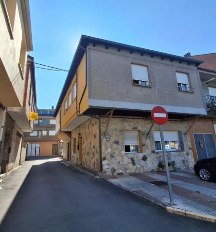 Casa en venta en Camponaraya, Camponaraya photo 0