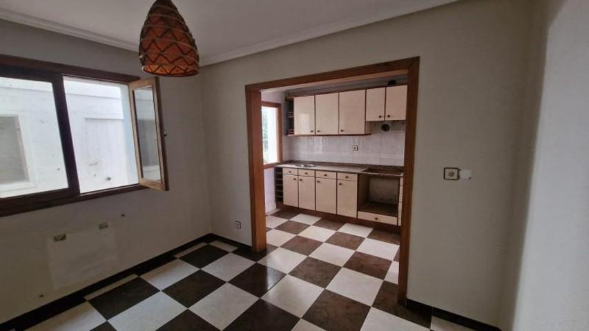 Adosada en venta en Salas, Salas photo 0