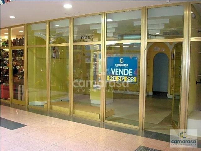 Local comercial en venta en Ávila photo 0
