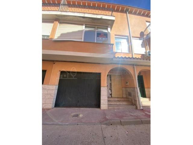 Casa en venta en Talayuela photo 0