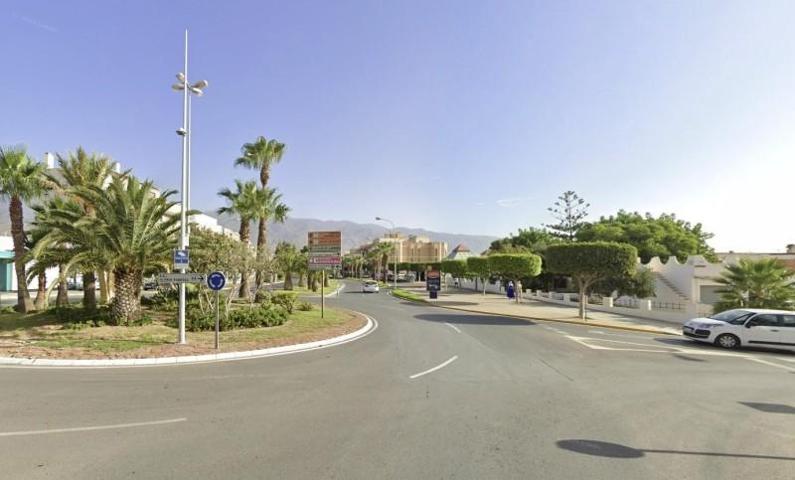 Piso en venta en El Ejido, Pabellon photo 0