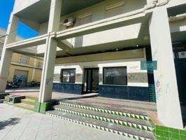 Local comercial en venta en Dos Hermanas, Nuestra Señora del Carmen photo 0