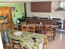 Casas de pueblo en venta en Alberite, Alberite photo 0