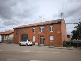 Casa en venta en Valdefresno, Northern spain photo 0