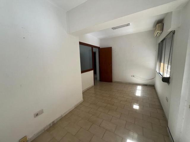 Oficina en venta en Cáceres, Centro photo 0