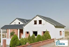 Chalet en venta en El Viso de San Juan, URB. VALDEHOYAS photo 0