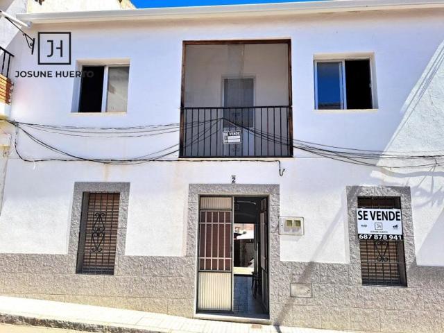 Casa en venta en Esparragosa de la Serena, Zona tranquila photo 0