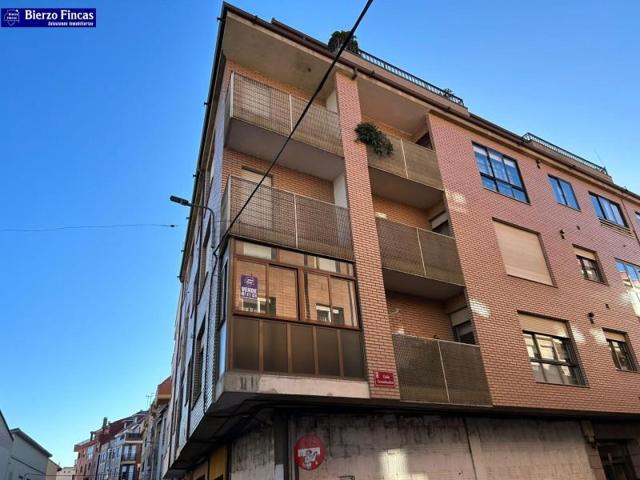Piso en venta en La Bañeza, Bañeza La photo 0