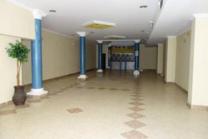 Local comercial en venta en Marchena, Arenal photo 0